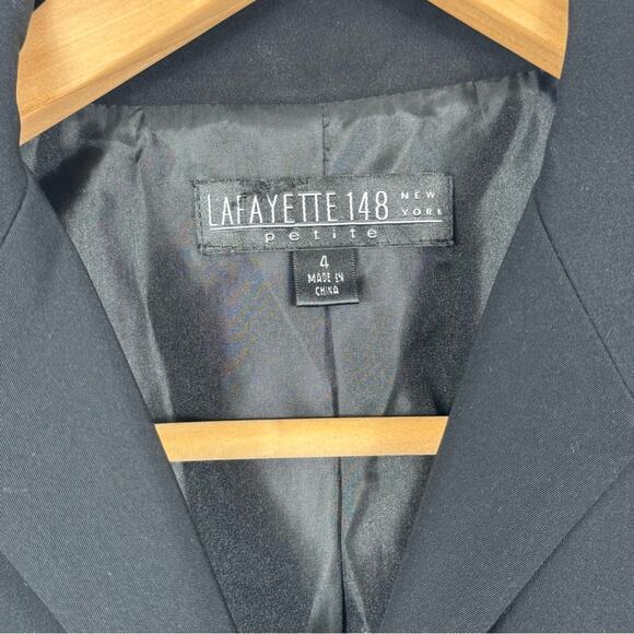 Lafayette 148 New York Women’s Petite Black 3 Button Lined Blazer Size 4 - Picture 2 of 8